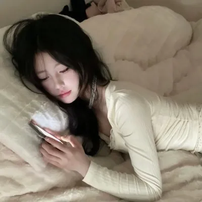 国产精品深宫侍女《宫灯微光》全集 - 侍女微光暖心
